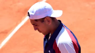 Tabilo aplastado en Roma: vivió su peor partido de la temporada