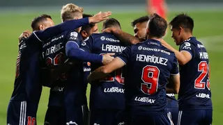 La U ganó su primer partido del torneo ante U. Española y tomó un respiro antes del Superclásico