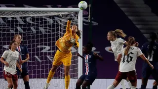 Los goles de la clasificación de PSG de Christiane Endler a semifinales de la Champions League