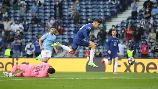Kai Havertz eludió al portero y con un golazo adelantó a Chelsea ante Man. City en la final de Champions.
