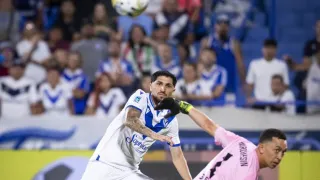 Sonó con fuerza en Colo Colo y ahora brilló ante Boca: en Argentina enloquecen con Diego Valdés