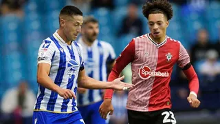 Juan Delgado fue titular en el estreno de Sheffield Wednesday por la Championship inglesa