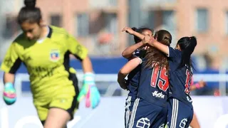 Universidad de Chile festejó nuevamente ante Colo Colo y avanzó a la final del fútbol femenino