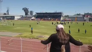 Niño cayó a un pozo durante partido de fútbol en Arequipa