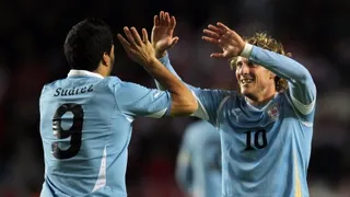 Luis Suárez abrió el marcador en semifinal entre Uruguay y Perú