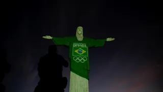 El Cristo Redentor se tiñó de verde y amarillo a 100 días de los Juegos Olímpicos de Tokio