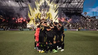 El increíble lienzo de Dragon Ball que desplegaron en la final de la MLS