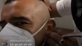 El corte de pelo que tiene bajo la lupa a la burbuja sanitaria de la Roja