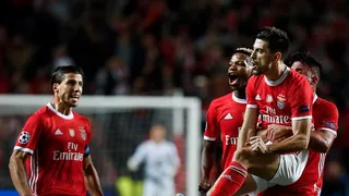 El grosero error del portero de Olympique de Lyon que permitió la victoria de Benfica