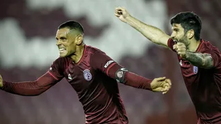 Lanús protagonizó remontada y tomó ventaja ante Sao Paulo en la Sudamericana