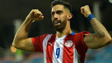 Marcelo Barticciotto: Avalos es el delantero que más se acerca a lo que quiere Quinteros