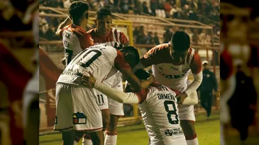 Juan Manuel López debutó en la banca de San Felipe con una goleada a U. de Concepción