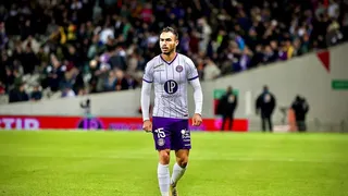 Gabriel Suazo se perfila como titular en visita de Toulouse al poderoso PSG