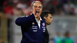 Lasarte y el futuro de La Roja: Está difícil encontrar jugadores con recursos técnicos y físicos