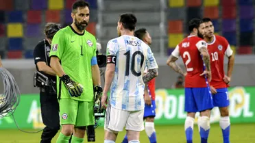 Aconsejan a Claudio Bravo: “Que llame a Messi y Beckham y les diga que quiere ir al Inter Miami”