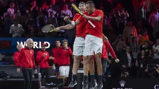 Kyrgios y Sock tumbaron a la dupla de Nadal con Tsitsipas y encendieron la disputa en la Laver Cup
