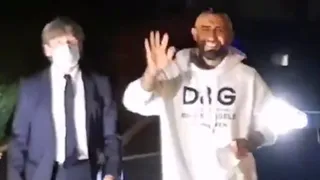 Arturo Vidal aterrizó en Milán para firmar su contrato con Inter