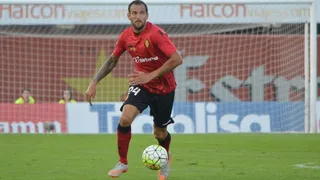 Lucas Aveldaño arribó a Chile para firmar en la U: Vengo con mucha ilusión de sumar para el equipo