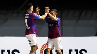 Primer problema para Daniel Garnero: figura de U Católica confirmó contactos desde el extranjero