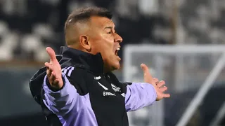 La nueva denuncia que perturba la calma de Jorge Almirón en Colo Colo