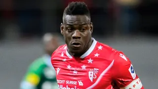 Fanáticos quemaron la camiseta de Mario Balotelli por mal momento del equipo