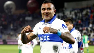 Juan Leiva y opciones de salida de la UC: Llegó una opción de Brasil, pero estoy feliz acá