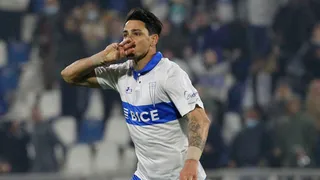 ¡Insólito! Venden camarines del antiguo San Carlos de Apoquindo a través de Facebook