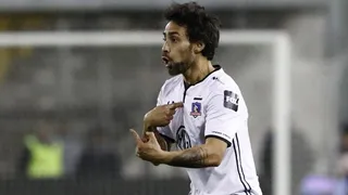 Jugadores de Colo Colo tuvieron incómodo percance antes de su encuentro con Audax Italiano