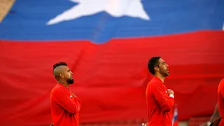Vidal sobre la ausencia de Bravo en La Roja: Es el capitán de toda la vida, ojalá pueda volver