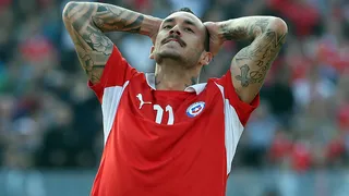 En Argentina las redes sociales destrozaron a Pinilla por su crítica a “Dibu” Martínez