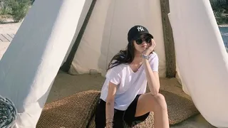 Ex modelo Playboy que compró club rumano instaló a su hija de 21 años en la directiva