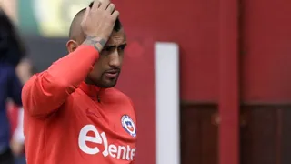 Arturo Vidal sigue en observación médica por amigdalitis