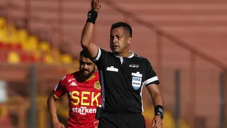 La polémica jugada que Julio Bascuñán no revisó en el VAR en el duelo entre Coquimbo y Unión Española