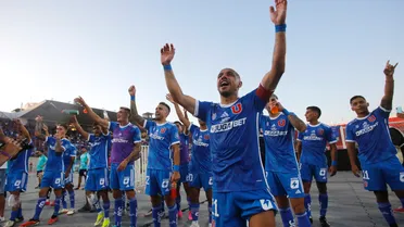 Figura de la U de Chile visitó la concentración de Ecuador en la previa del partido ante La Roja