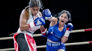La boxeadora “Vicky” Quevedo hizo su debut y ganó su primera pelea profesional
