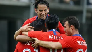 Amistoso de Chile y Serbia protagoniza la cartelera de Al Aire Libre