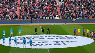 Bayer Leverkusen y Bayern Munich usaron colores de Ucrania y enviaron mensaje contra la guerra