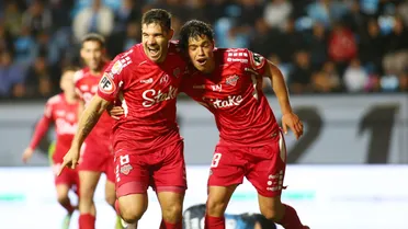 Ñublense extiende su racha de triunfos a costa de un Deportes Iquique que sigue tocando fondo