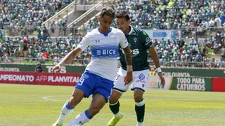U. Católica consiguió sus primeros puntos en el torneo con un categórico triunfo sobre S. Wanderers