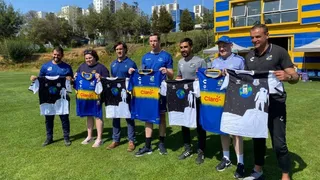 Delegación del fútbol juvenil del Everton inglés visitó a su homónimo viñamarino