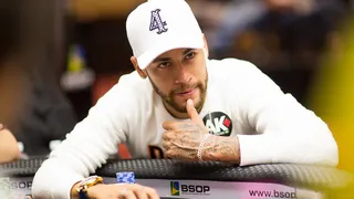También brilla con las cartas: Neymar arrasó en torneo de póker online