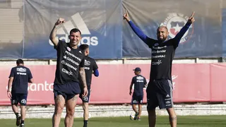 Gary Medel palpita la “batalla que viene” ante Brasil