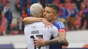 Palpita el reencuentro con Charles Aránguiz: Eduardo Vargas estalla de emoción tras volver a la U de Chile