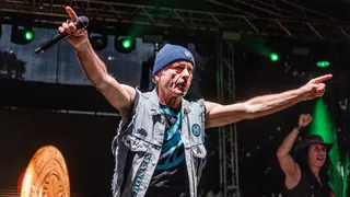 ¿Cómo le fue? El vocalista de Iron Maiden probó suerte en una competencia deportiva