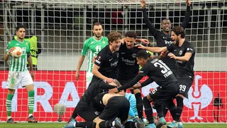 “Por no poner a Bravo”: Hinchas apuntaron a error de Rui Silva en eliminación de Betis