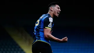 Maximiliano Rodríguez arremetió con un cabezazo y aventajó a Huachipato sobre Everton