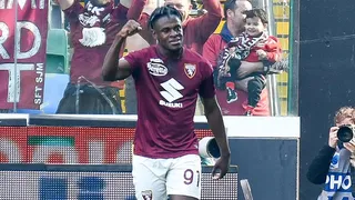 Duván Zapata comandó con gol y asistencia el triunfo de Torino ante Udinese