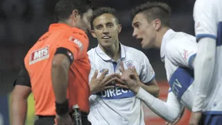 Diego Buonanotte debutó en Universidad Católica con una expulsión