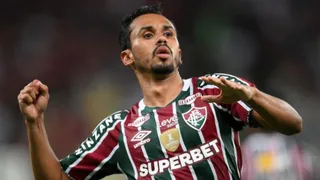 Fluminense le complicó la existencia al Flamengo de Pulgar en Brasil