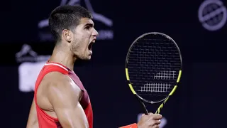 Carlos Alcaraz se coronó campeón en el ATP de Río de Janeiro tras vencer a Diego Schwartzman